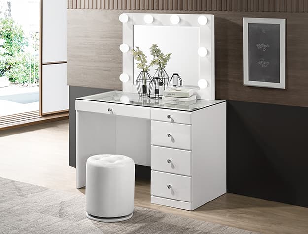 The MORGAN / LUXO Vanity White collection