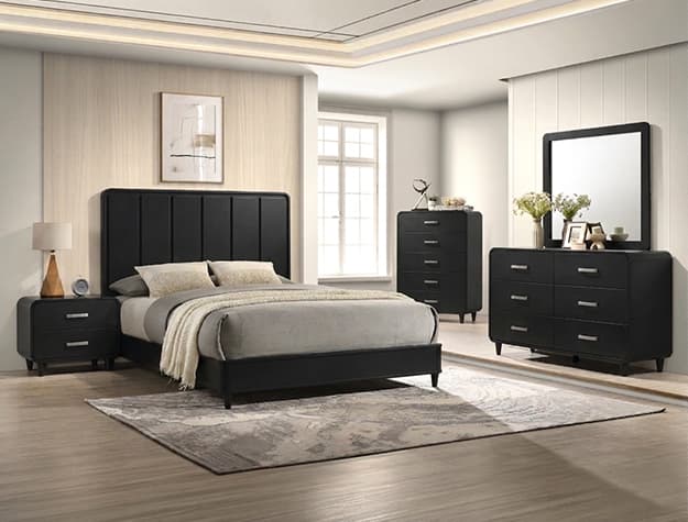 Nyomi Dresser - Black