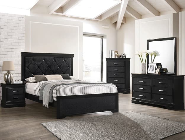 The Amalia Black collection